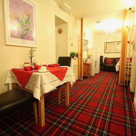 Bonnie'S Guest House Единбург Екстериор снимка